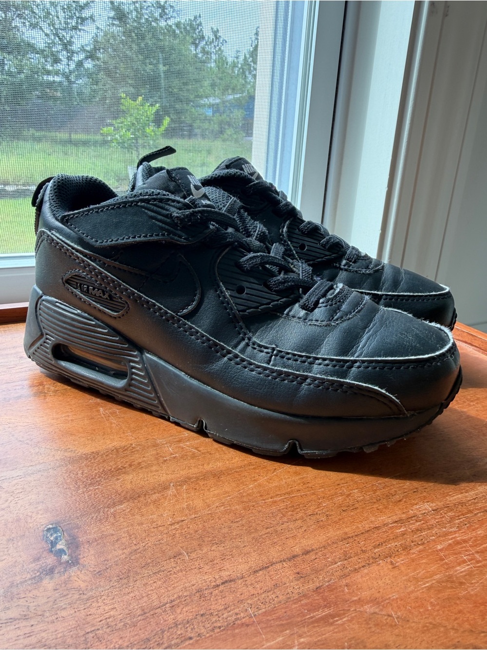 Nike Air Max 90 EasyOn PS Toddler Size 1Y Black Hook-Loop Shoes HF6357-001